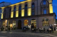 Cremona hostitelka