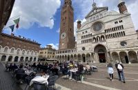 Cremona hostitelka