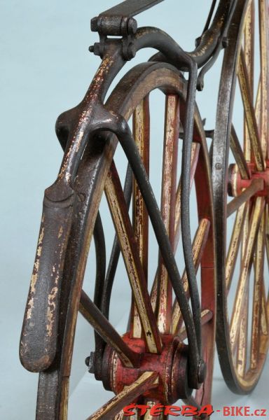 Velocipéd, neznámý výrobce, Francie – okolo 1869