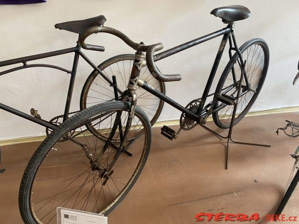 324/A - 1.Kérékpar muzeum