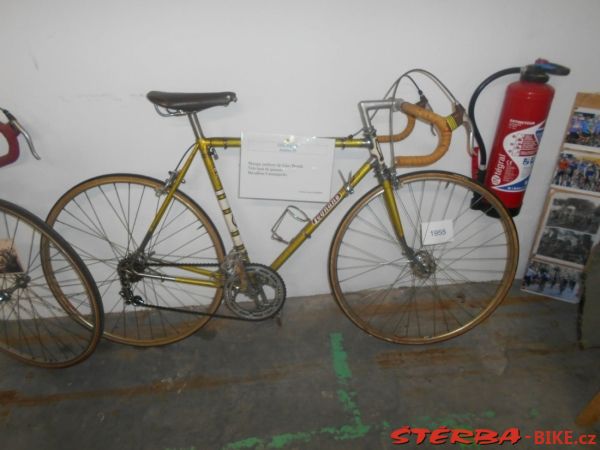 323 Expo Cycles Bédoin Ventoux