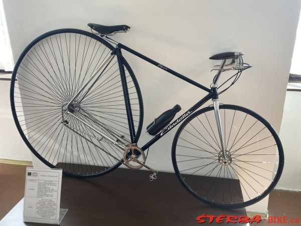 324/C - 1.Kérékpar muzeum