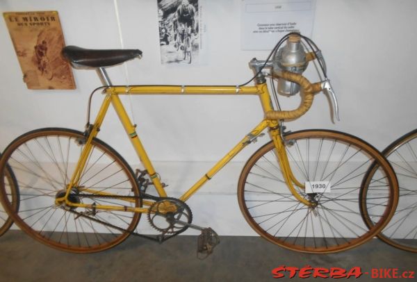 323 Expo Cycles Bédoin Ventoux