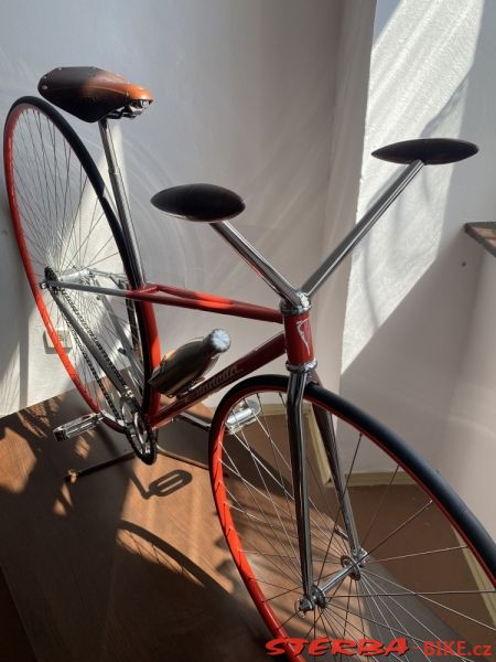 324/C - 1.Kérékpar muzeum