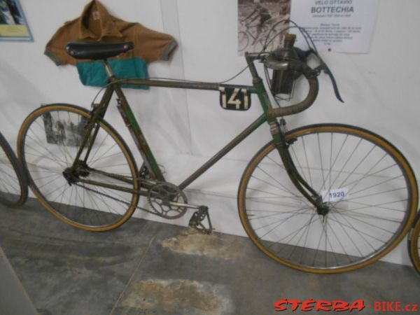 323 Expo Cycles Bédoin Ventoux