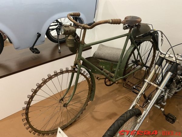 324/A - 1.Kérékpar muzeum