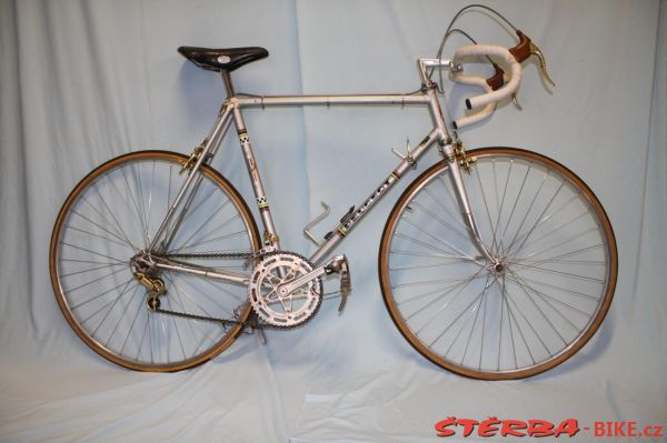 323 Expo Cycles Bédoin Ventoux