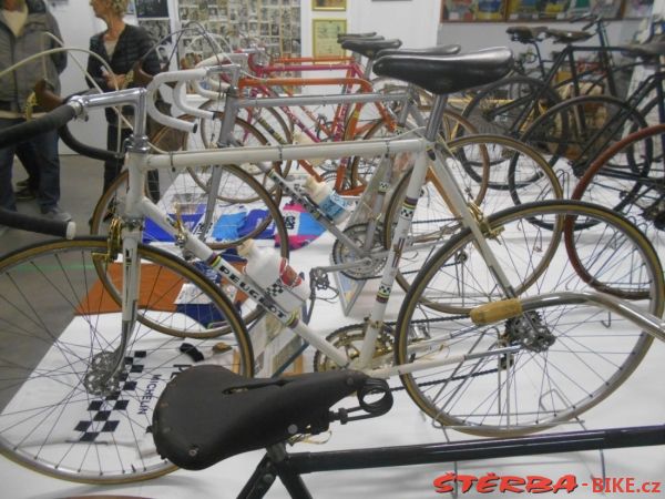 323 Expo Cycles Bédoin Ventoux