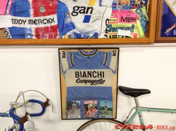 323 Expo Cycles Bédoin Ventoux