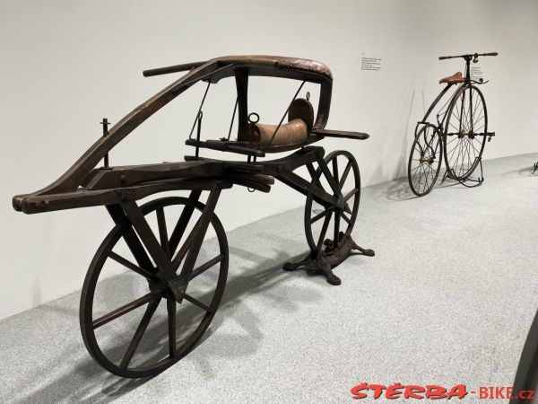 320/A - Pinakothek der Moderne München