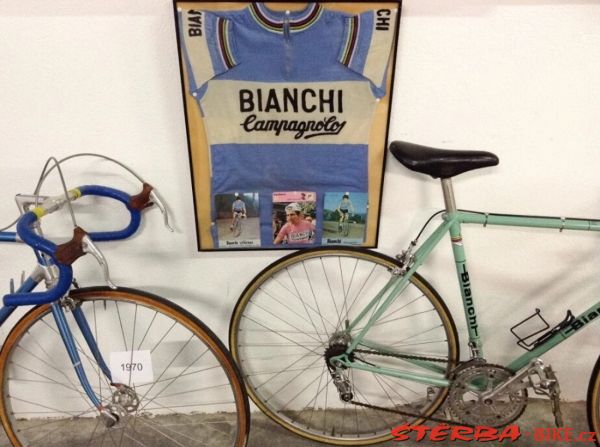 323 Expo Cycles Bédoin Ventoux