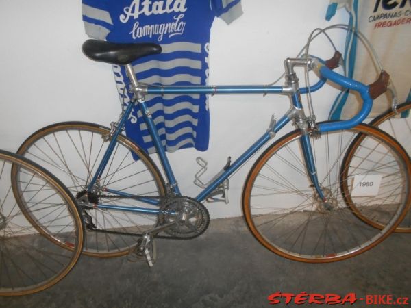 323 Expo Cycles Bédoin Ventoux