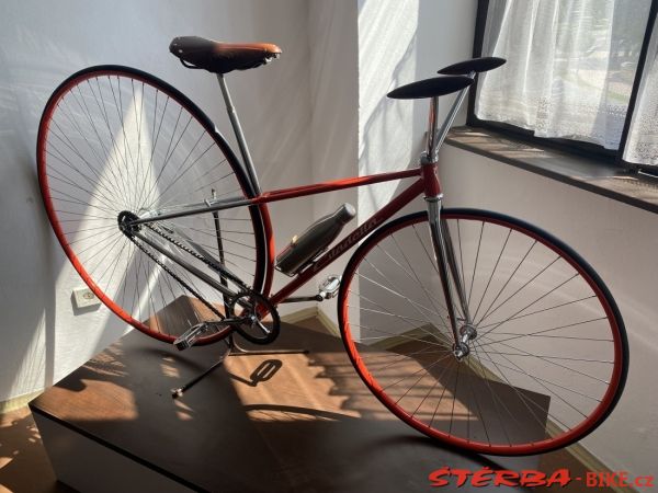 324/C - 1.Kérékpar muzeum