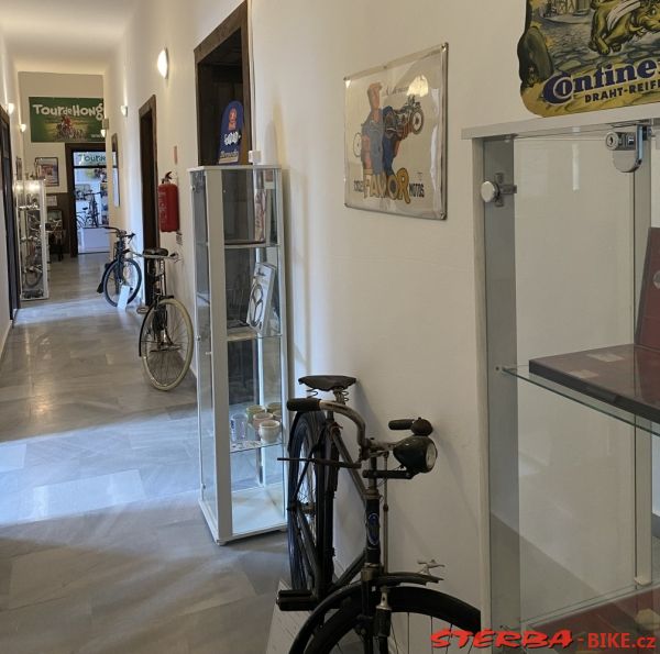 324/A - 1.Kérékpar muzeum