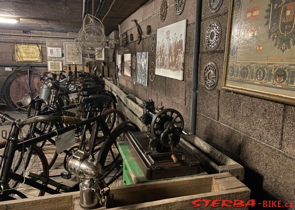 326 - Fahrradmuseum Illmitz