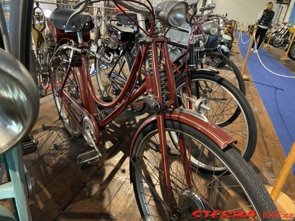 327/A - Maserati museum, Modena