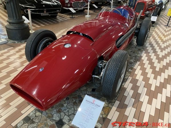 327/A - Maserati museum, Modena