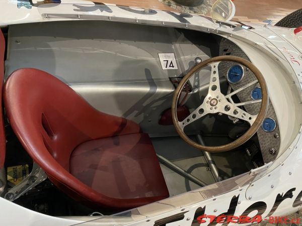 327/A - Maserati museum, Modena