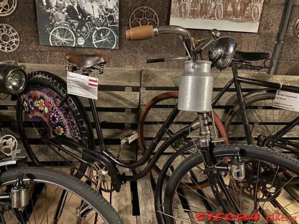 326 - Fahrradmuseum Illmitz