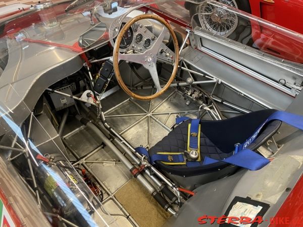 327/A - Maserati museum, Modena