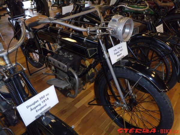 44 - Motorcycle museum Stubbekobing, Dánsko