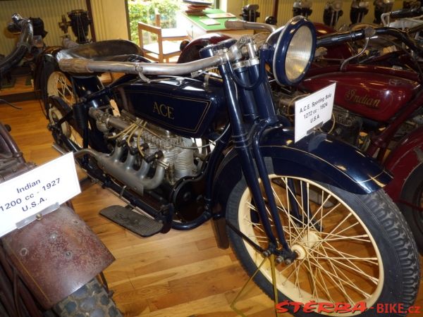 44 - Motorcycle museum Stubbekobing, Dánsko