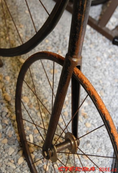 Kangaroo - Rudge race safety