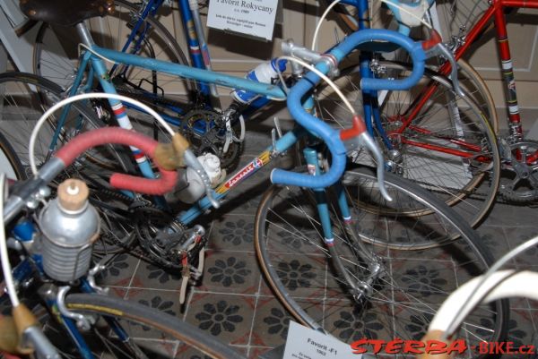 50 - The exposition of antik bicycles – Luhov, Czech Republic