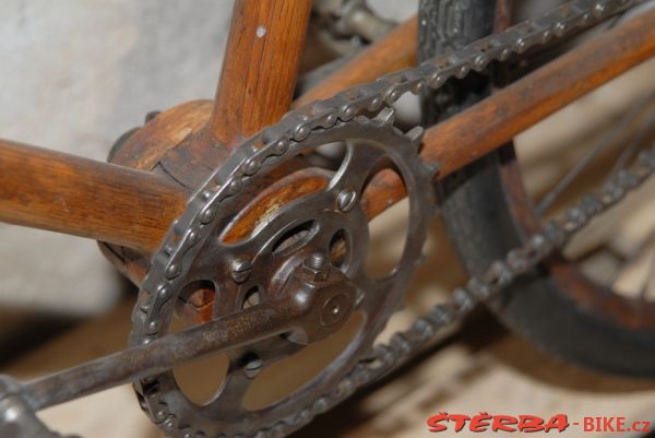 Králův Dvůr 2011- wood bicycles