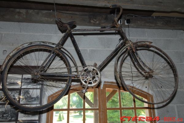 Beaune - bicycles