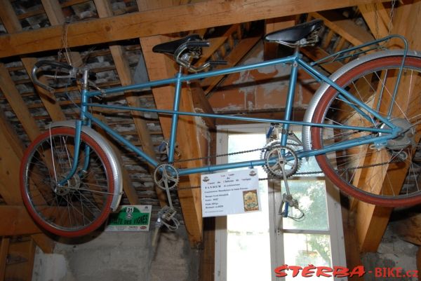 Beaune - bicycles